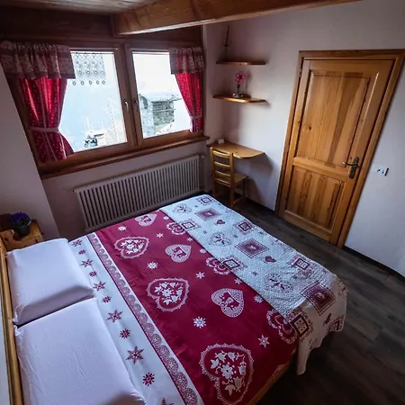 Hotel Le Chemin De La Luge Hone